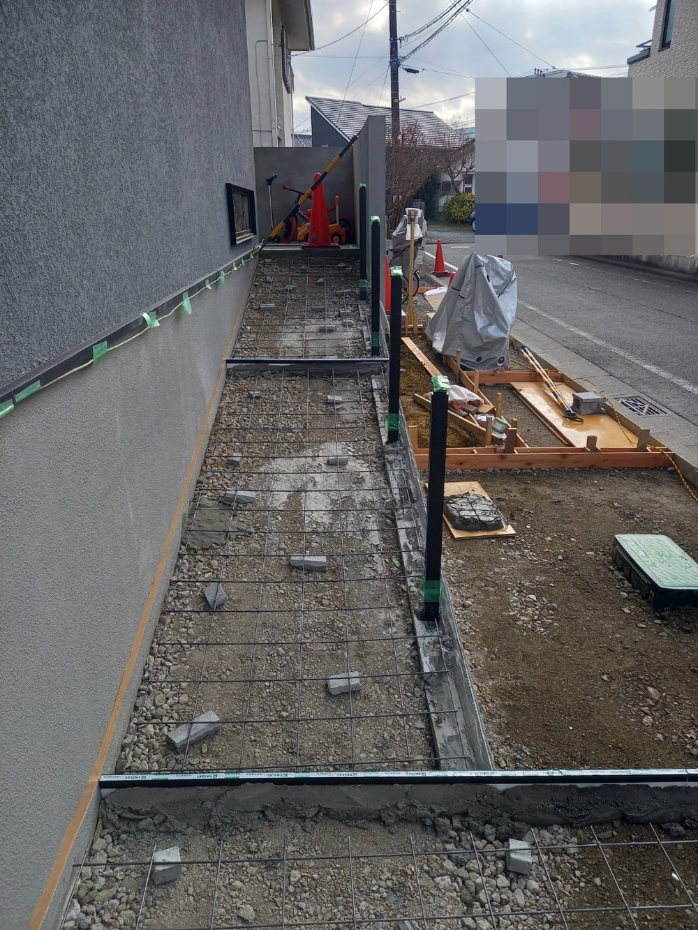 横浜市新築外構　スロープ土間コンクリート下地